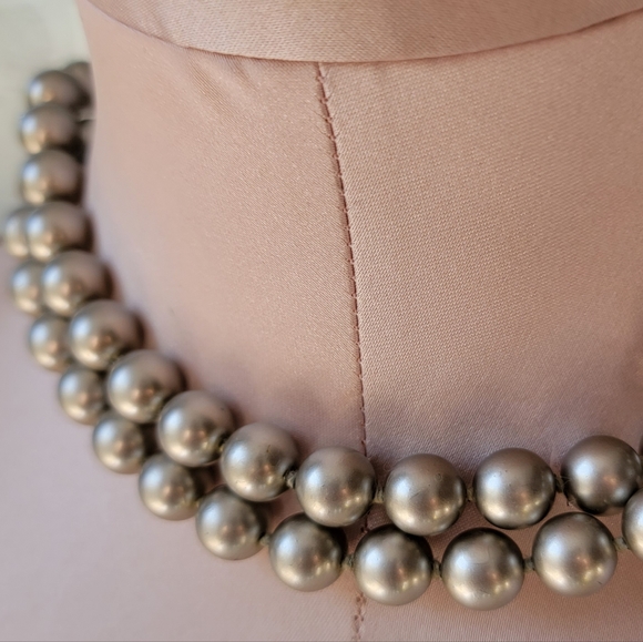 Joan Rivers Jewelry Vintage Joan Rivers Single Strand Grey Silver Faux Pearls Poshmark